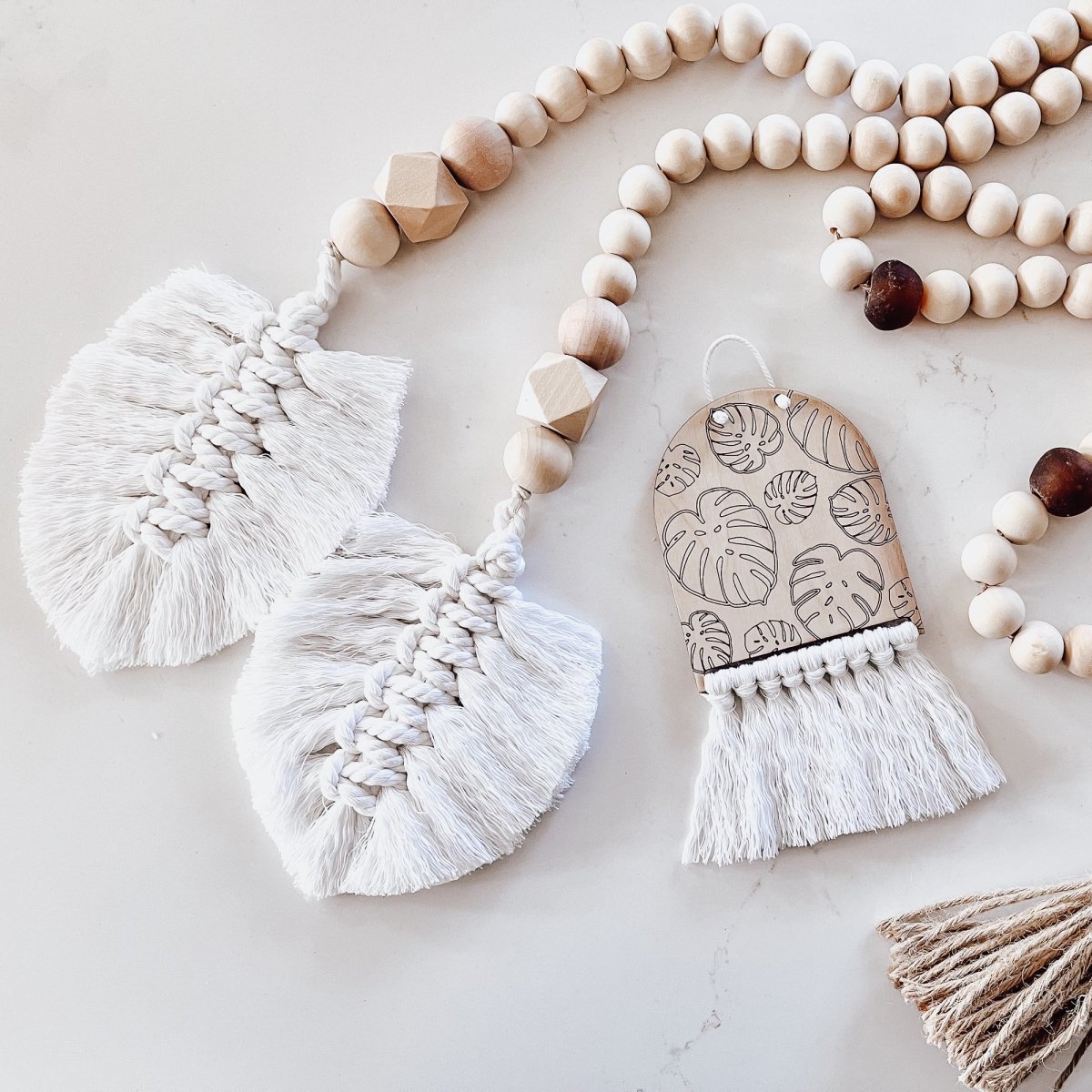 Monstera Leaves Mini Arc Macrame Hanger – sonder and wolf