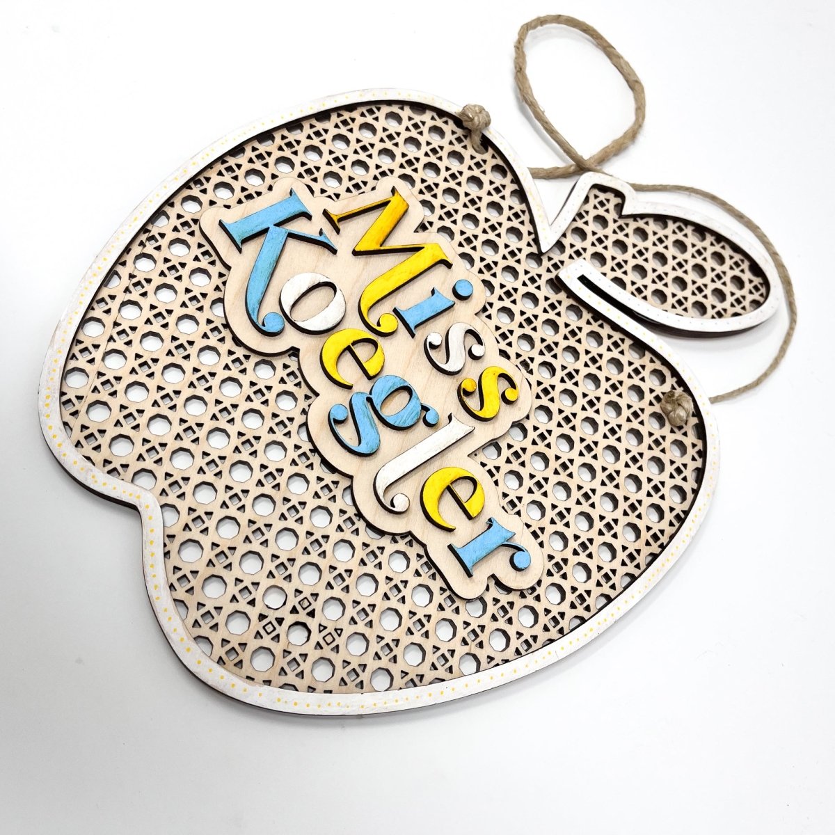 Personalized Rattan Teacher Apple Sign - sonder and wolf