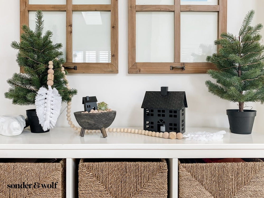 
                  
                    Macrame Feather Bead Garland - sonder and wolf
                  
                