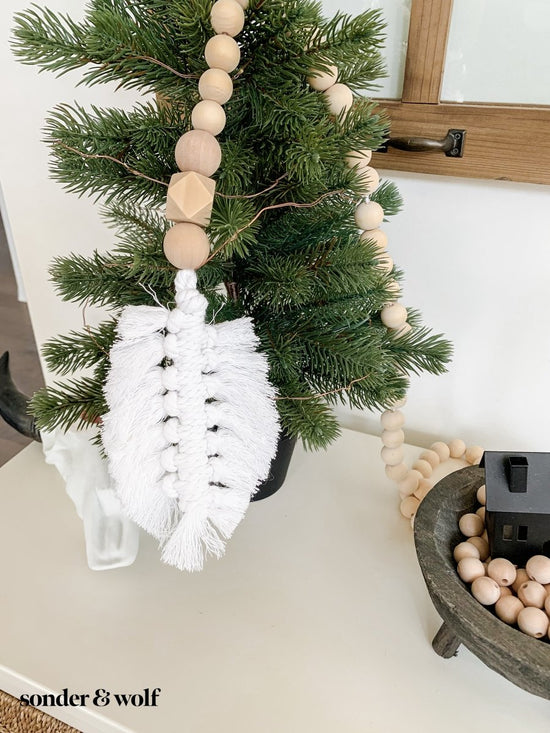 Macrame Feather Bead Garland - sonder and wolf