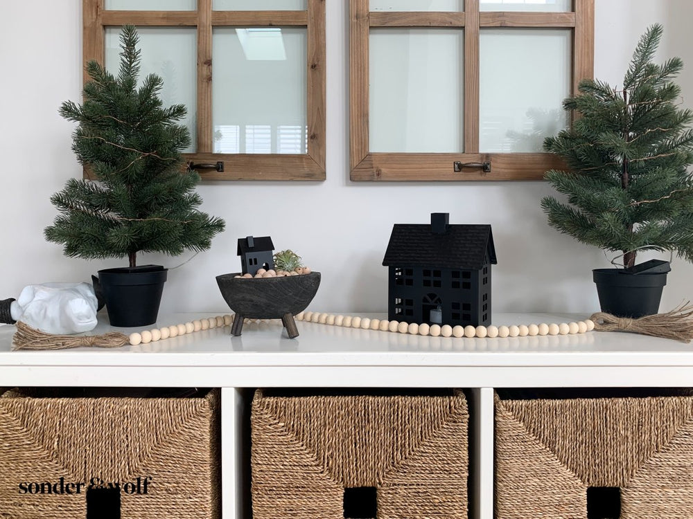 
                  
                    Wood Bead Garland with Jute Tassels - sonder and wolf
                  
                